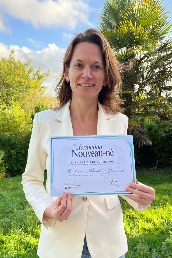 Logo de la Fédération Française de la Photographie et des Métiers de l'Image dont la photographe Ael Photos est membre